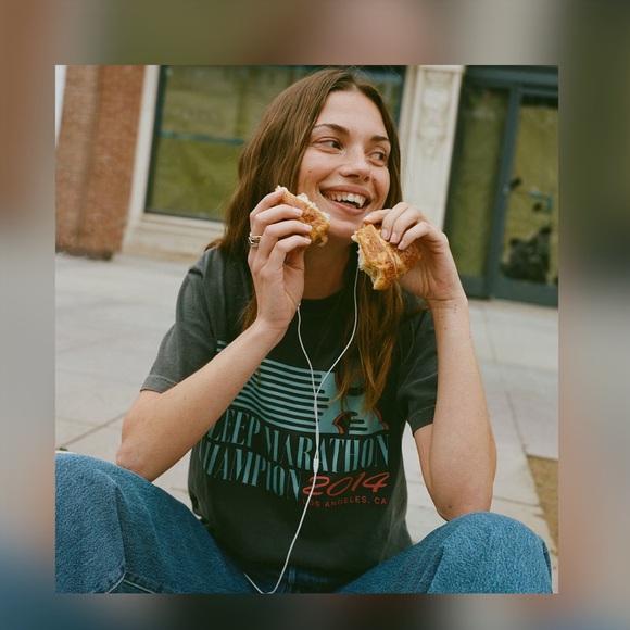 lunya Tops - Lunya Sleep Marathon Graphic Tee